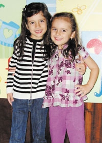 Maria Júlia (6 aninhos hoje) e Anna Caroline. Nascidas Magalhães Leonel (do casal Alexandre Henrique - Wérica)